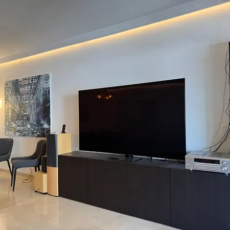 Apartment Harbor Light Getaway - Eaw Homes Marbella